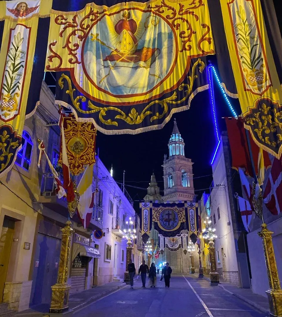 Malta Crown Guesthouse سانت جوليان بيت ضيافة