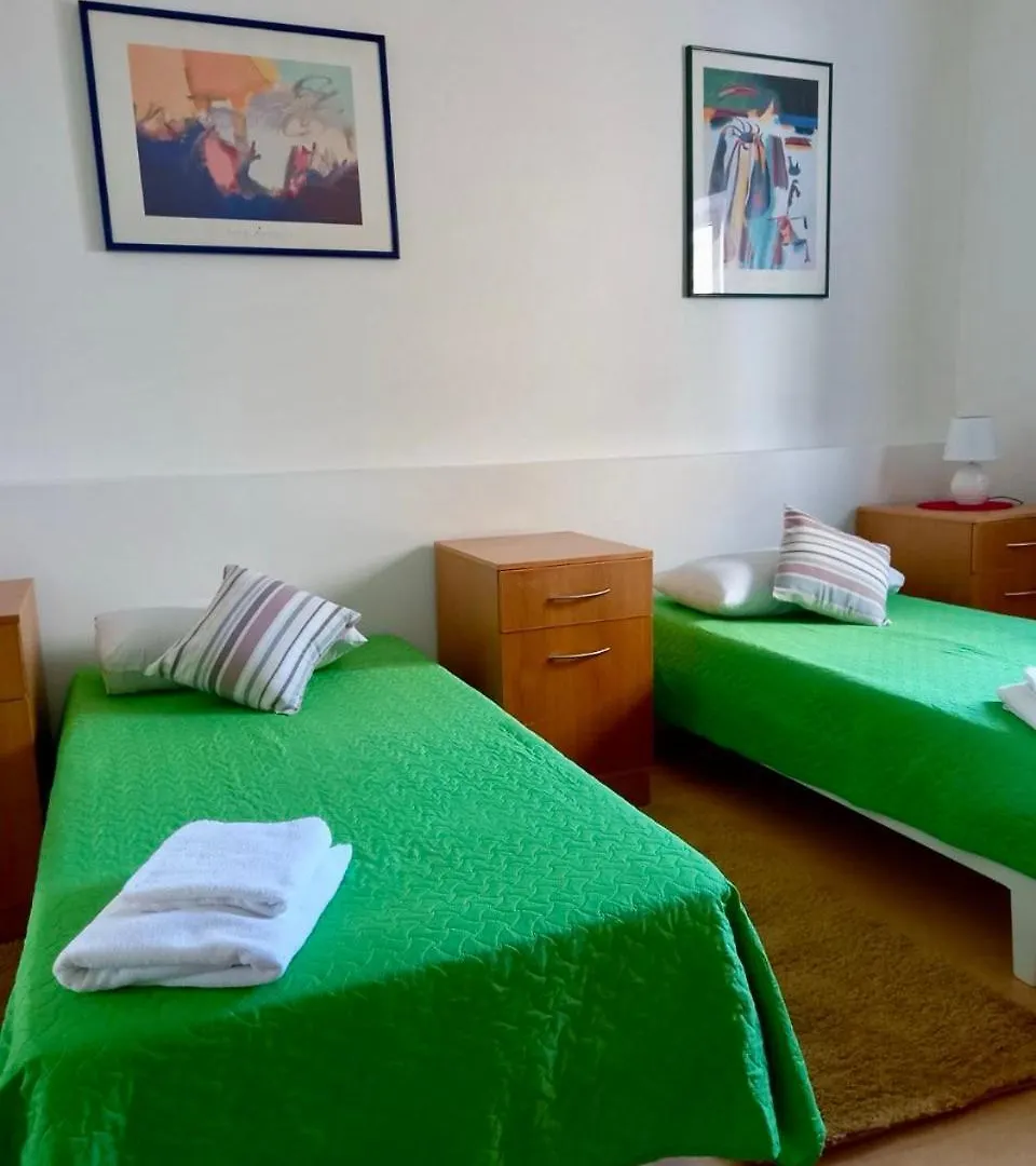 Malta Crown Guesthouse سانت جوليان بيت ضيافة