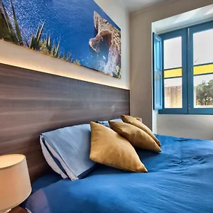 Central Suites St. Julian'S Gasthof