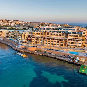 Hotel Verdi St George's Bay Marina, San Giuliano